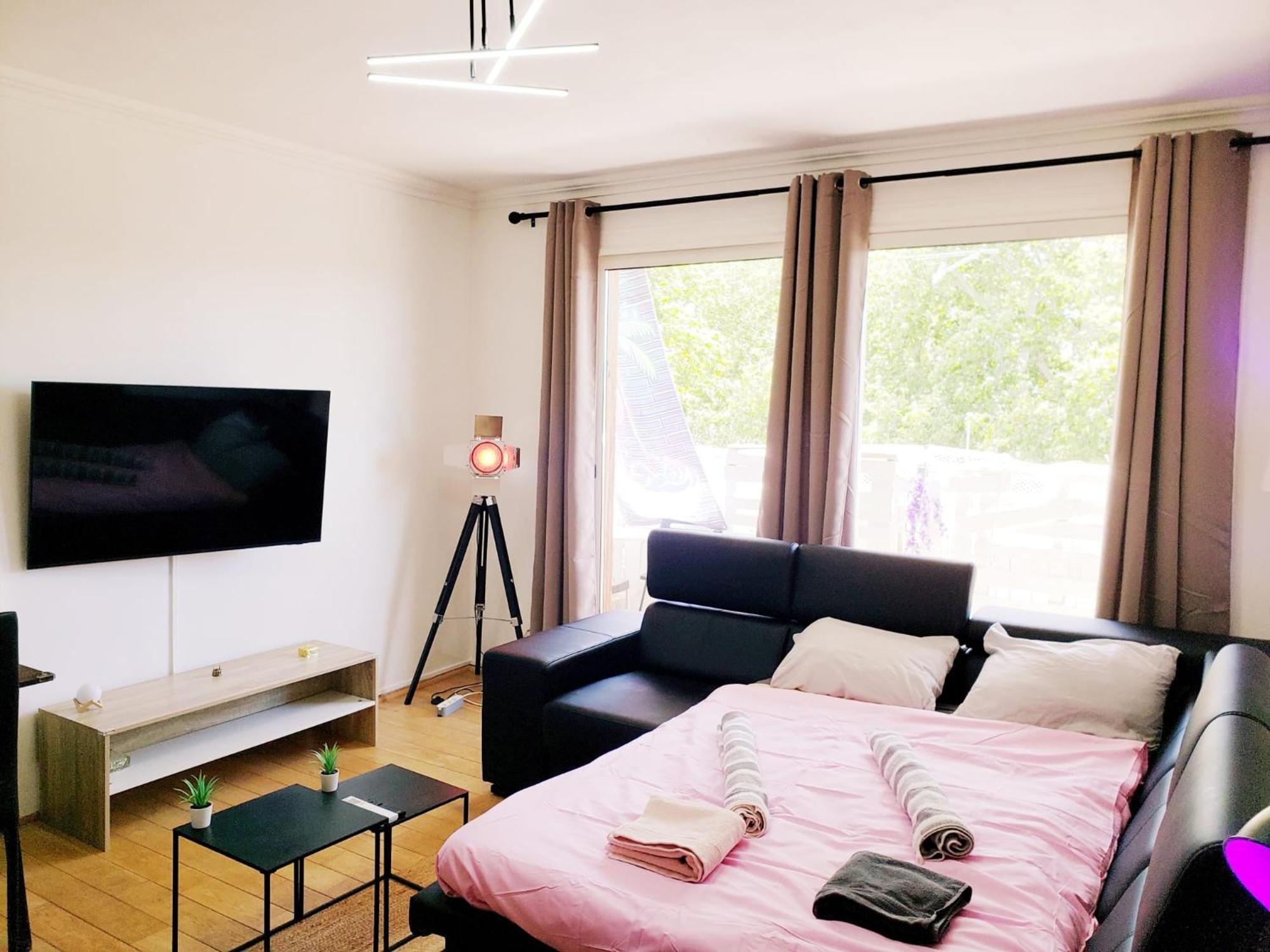 Air-Conditioned Residential Suite From 1 To 6 - Bathtubs In Rooms - Wifi - Kitchen - Laundry - Self-Arrival - Parking Авиньон Экстерьер фото
