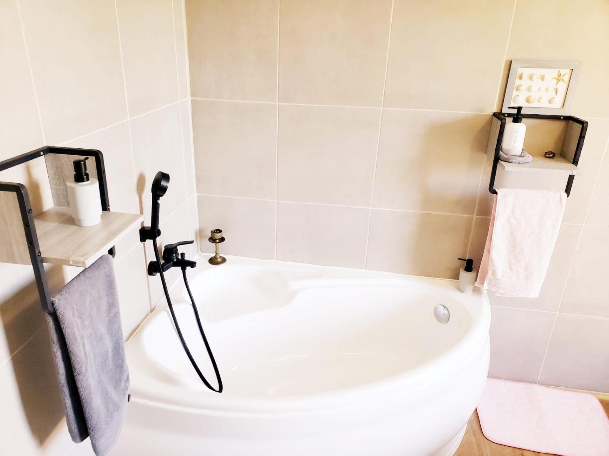 Air-Conditioned Residential Suite From 1 To 6 - Bathtubs In Rooms - Wifi - Kitchen - Laundry - Self-Arrival - Parking Авиньон Экстерьер фото