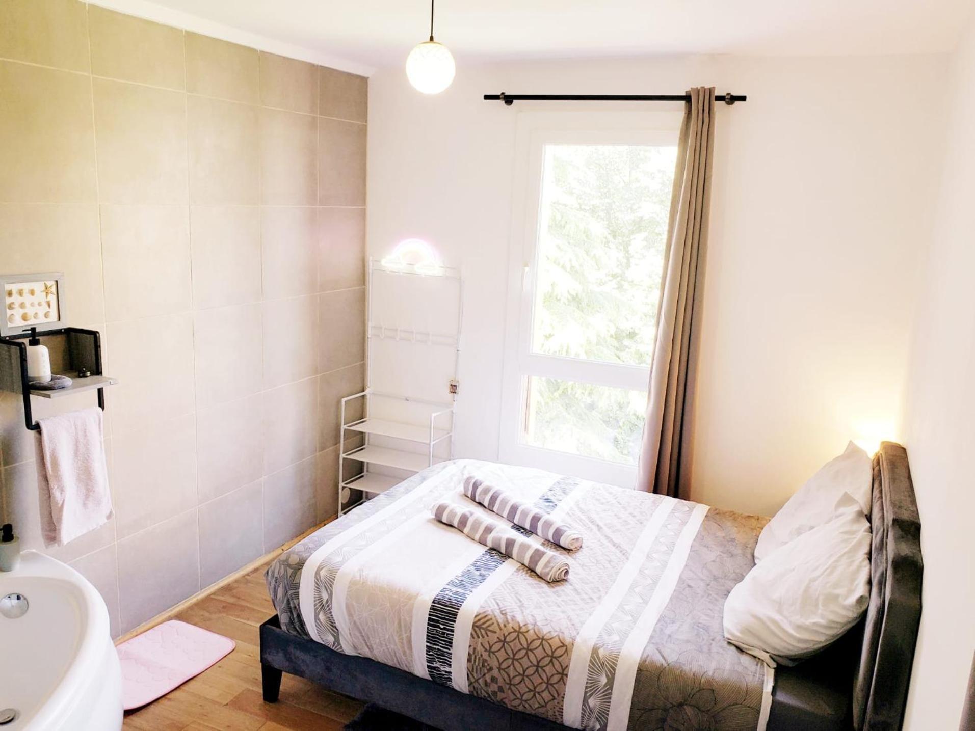 Air-Conditioned Residential Suite From 1 To 6 - Bathtubs In Rooms - Wifi - Kitchen - Laundry - Self-Arrival - Parking Авиньон Экстерьер фото